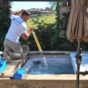 How to Keep Your Inflatable Jacuzzi Clean