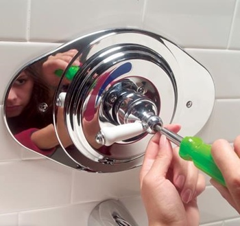 How to Replace a Shower Valve