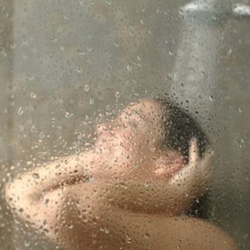 How to Stop Condensation in Bathrooms